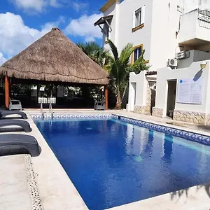 En Fraccionamiento Privado 6 Personas Con Piscina Cerca De La Playa , Playa del Carmen México