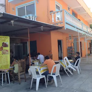 Roberto , Playa del Carmen México